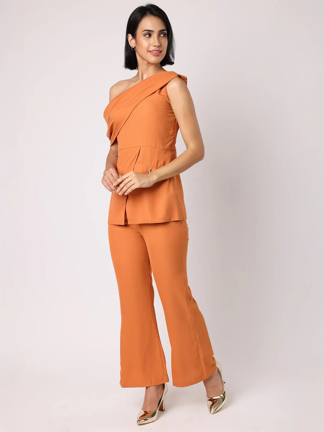 One- Shoulder Top With Trousers