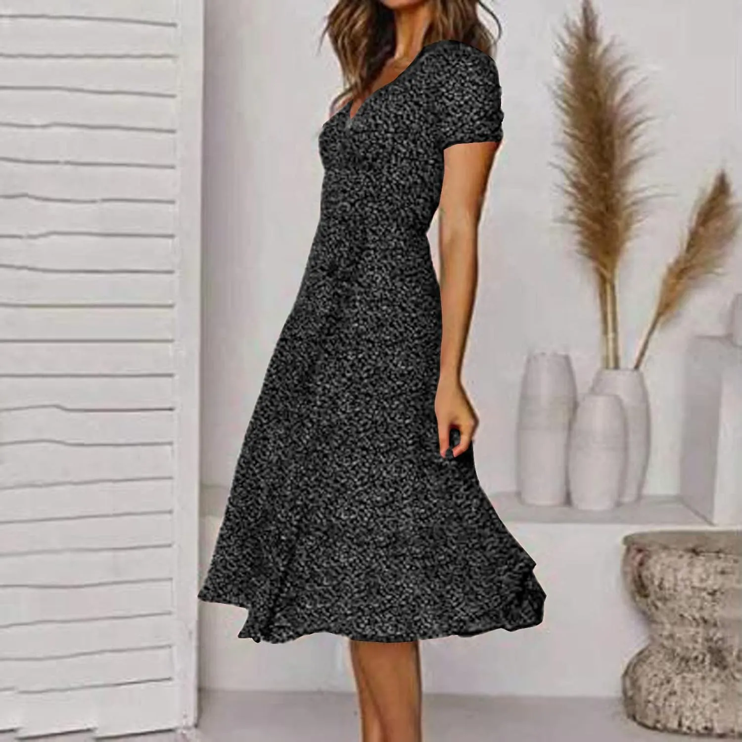 Womens Casual Floral A-Line Dresses V Neck Short Sleeve Lightweight Flowy Beach Sundress 2024 Trend Teaparty Traveling Dress
